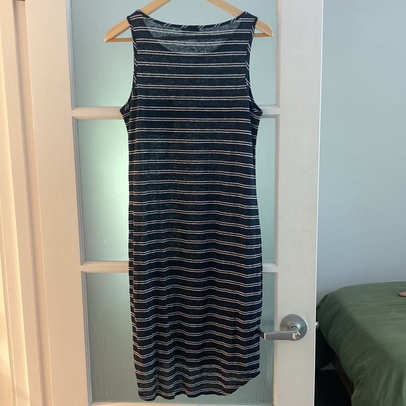 VINCE navy and white linen tank dress size medium - Picture 7 of 9